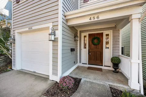 486 Stanley Ave, Cincinnati, OH 45226 photo 2