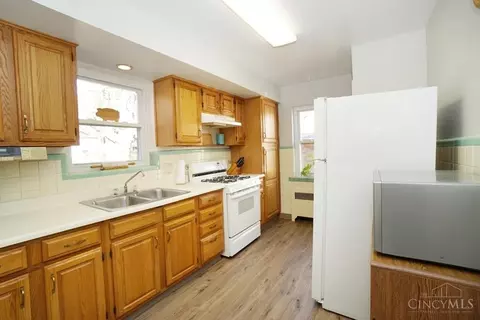 4976 Heuwerth, Cincinnati, OH 45238 photo 11