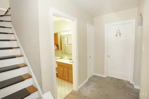 4976 Heuwerth, Cincinnati, OH 45238 photo 5