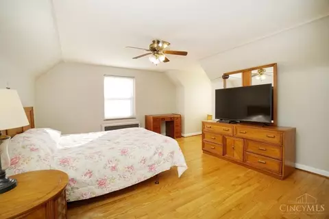 4976 Heuwerth, Cincinnati, OH 45238 photo 22