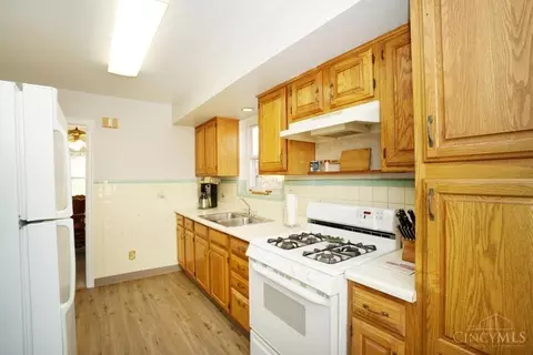 4976 Heuwerth, Cincinnati, OH 45238 photo 13