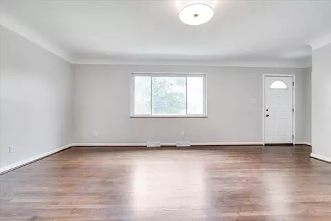 3031 Stout, Cincinnati, OH 45251 photo 9