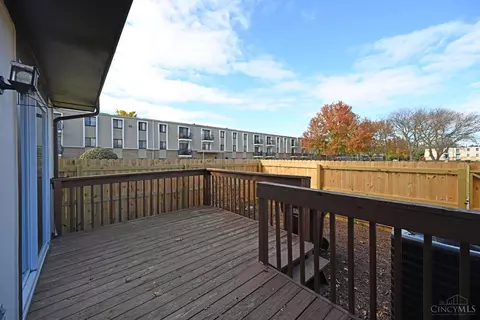 488 Halifax Cir, Cincinnati, OH 45244 photo 34