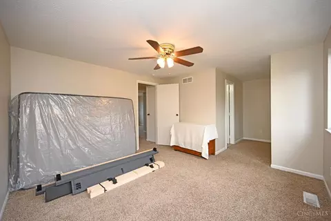 488 Halifax Cir, Cincinnati, OH 45244 photo 21