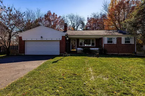 7825 Pfeiffer, Montgomery, OH 45242