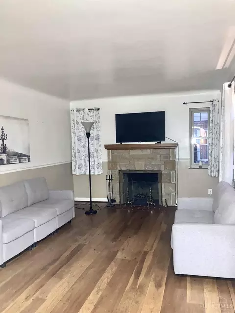 1708 Flora, Cincinnati, OH 45231 photo 16