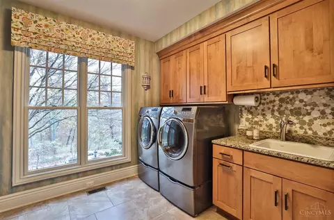 5000 Taft, Cincinnati, OH 45243 photo 25