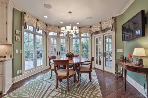 5000 Taft, Cincinnati, OH 45243 photo 22