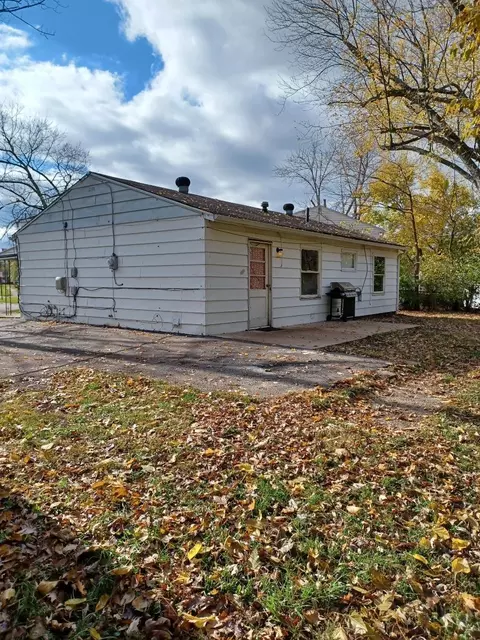 10039 Regency, Cincinnati, OH 45251 photo 3