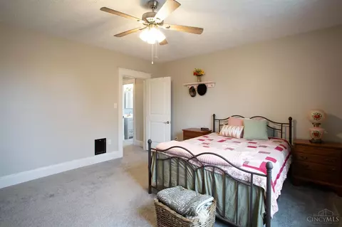 710 Overlook Ave, Cincinnati, OH 45238 photo 26