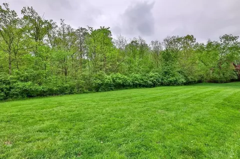 343 Ashley Ln, Wyoming, OH 45215