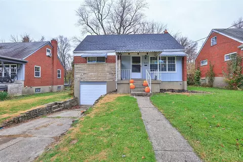 3633 Edgebrook Dr, Cincinnati, OH 45248