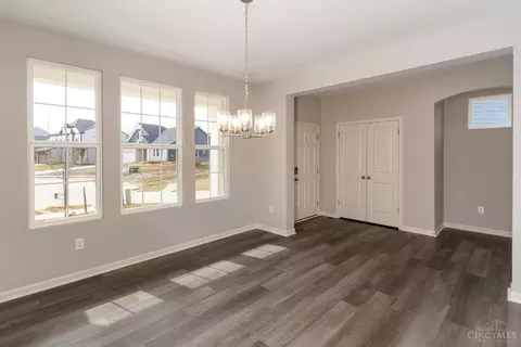 Living - 970 Crestpoint, Cincinnati, OH 45245 photo 1 of 4