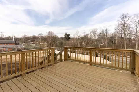 Exterior - 970 Crestpoint, Cincinnati, OH 45245 photo 3 of 4