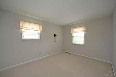 1814 Lockbourne Dr, Cincinnati, OH 45240 photo 30