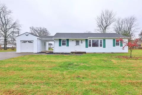 269 Plum St, Owensville, OH 45160
