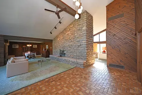 7415 Ayers Rd, Cincinnati, OH 45255 photo 5
