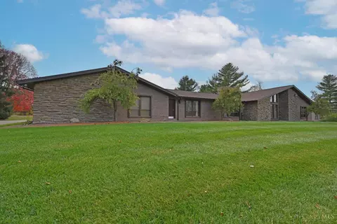 7415 Ayers Rd, Cincinnati, OH 45255
