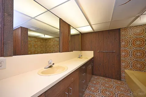 7415 Ayers Rd, Cincinnati, OH 45255 photo 38