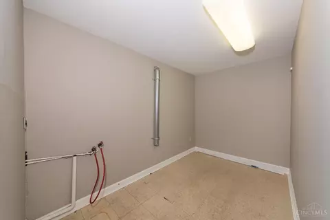 11777 Hamlet Rd, Forest Park, OH 45240 photo 17