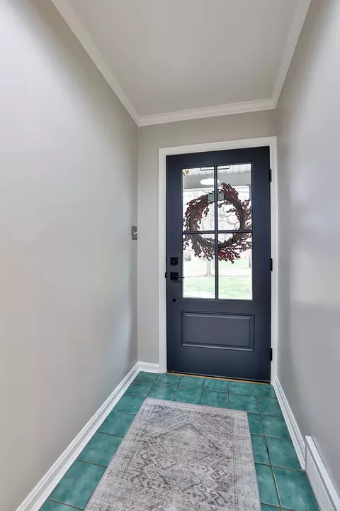 28 Fleming, Cincinnati, OH 45215 photo 4