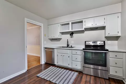 28 Fleming, Cincinnati, OH 45215 photo 16