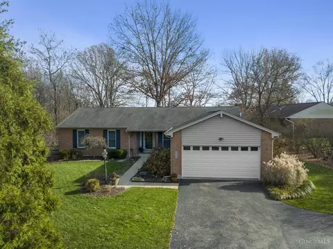 8504 Pondridge Dr, Maineville, OH 45039