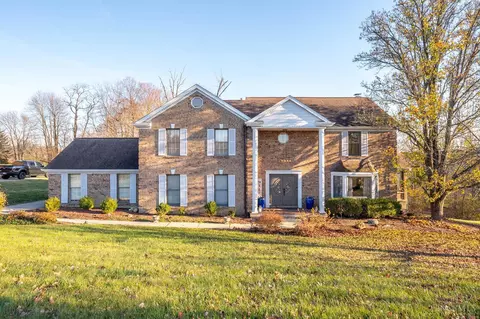 764 Stonebridge, Cincinnati, OH 45233