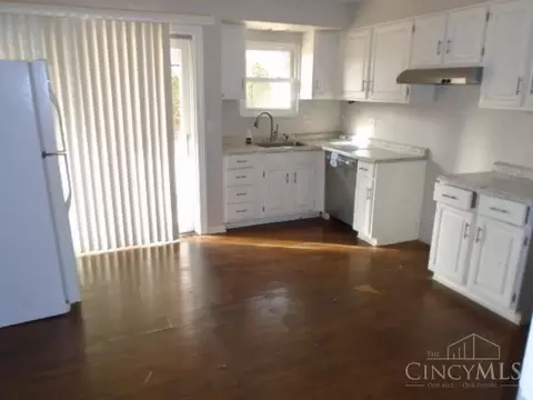4159 Heritage Glen Dr, Cincinnati, OH 45245 photo 4