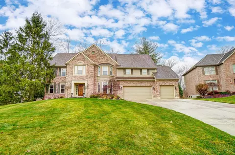 881 Miami Rdg, Loveland, OH 45140