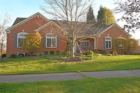 995 Legendary, Pierce Twp, OH 45245 photo 2