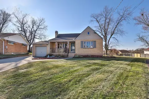 5941 Torrington, Cincinnati, OH 45248
