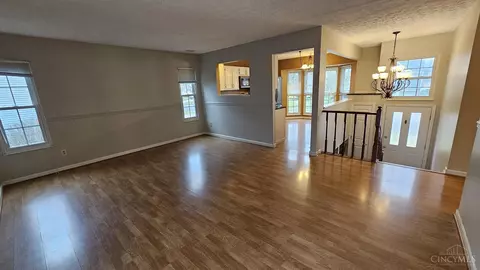 11966 Stillwind Dr, Cincinnati, OH 45249 photo 5