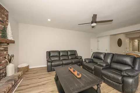 4575 Eck, Middletown, OH 45042 photo 17