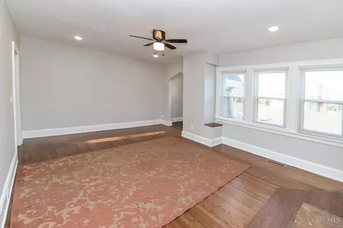 6645 Iris, Cincinnati, OH 45213 photo 6