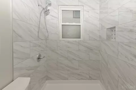 6645 Iris, Cincinnati, OH 45213 photo 15