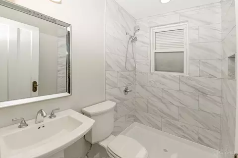 6645 Iris, Cincinnati, OH 45213 photo 14