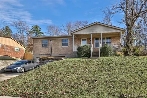 2782 Westbourne, Cincinnati, OH 45248