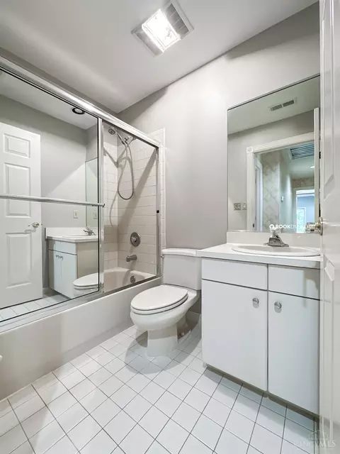 8449 Heritage, Cincinnati, OH 45249 photo 26
