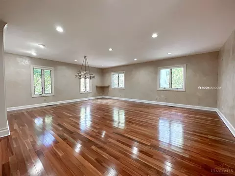 8449 Heritage, Cincinnati, OH 45249 photo 14