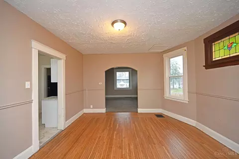 4876 Overlook, Cincinnati, OH 45238 photo 12