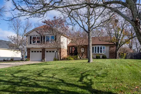 1394 Rambling Hls, Cincinnati, OH 45230