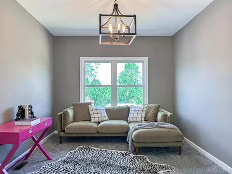 581 Madison Ridge Rd, Lawrenceburg, IN 47025