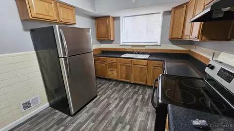 1501 Galbraith, Cincinnati, OH 45231 photo 12