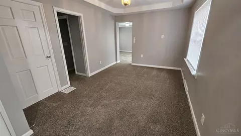 1501 Galbraith, Cincinnati, OH 45231 photo 7