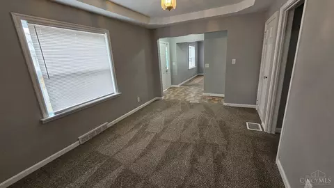 1501 Galbraith, Cincinnati, OH 45231 photo 9