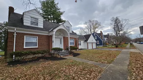 1501 Galbraith, Cincinnati, OH 45231