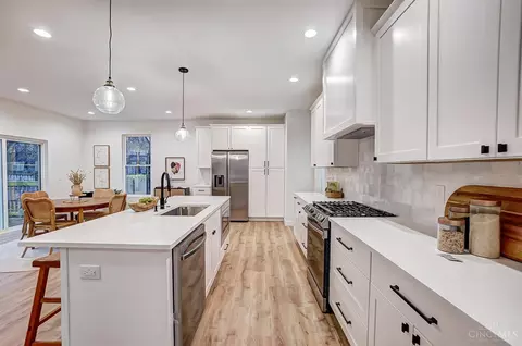 4705 Castle, Cincinnati, OH 45227 photo 7