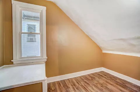 1019 Sunset, Cincinnati, OH 45205 photo 12