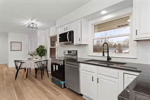 4400 Classic, Blue Ash, OH 45241 photo 14